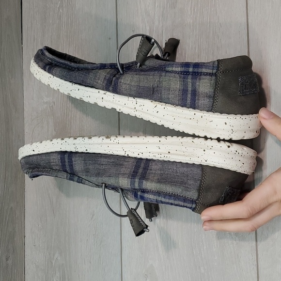 Hey Dude mens Wally Funk Plaid Blue Grey Loafer Slip On shoes sz 9 - Picture 8 of 12